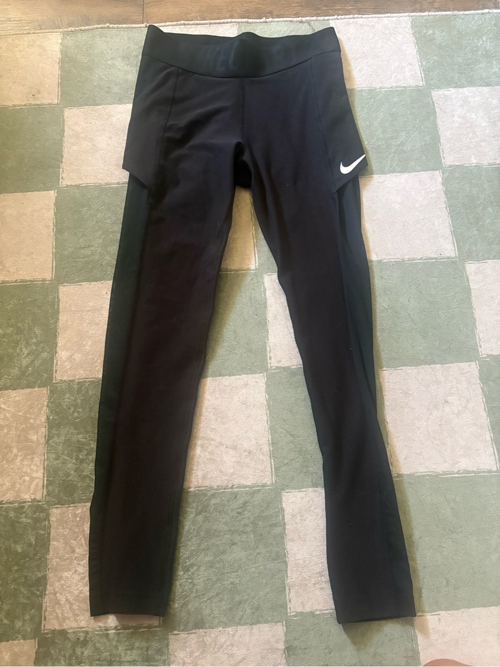 Nike Black Girls' Athletic Leggings with White Swoosh